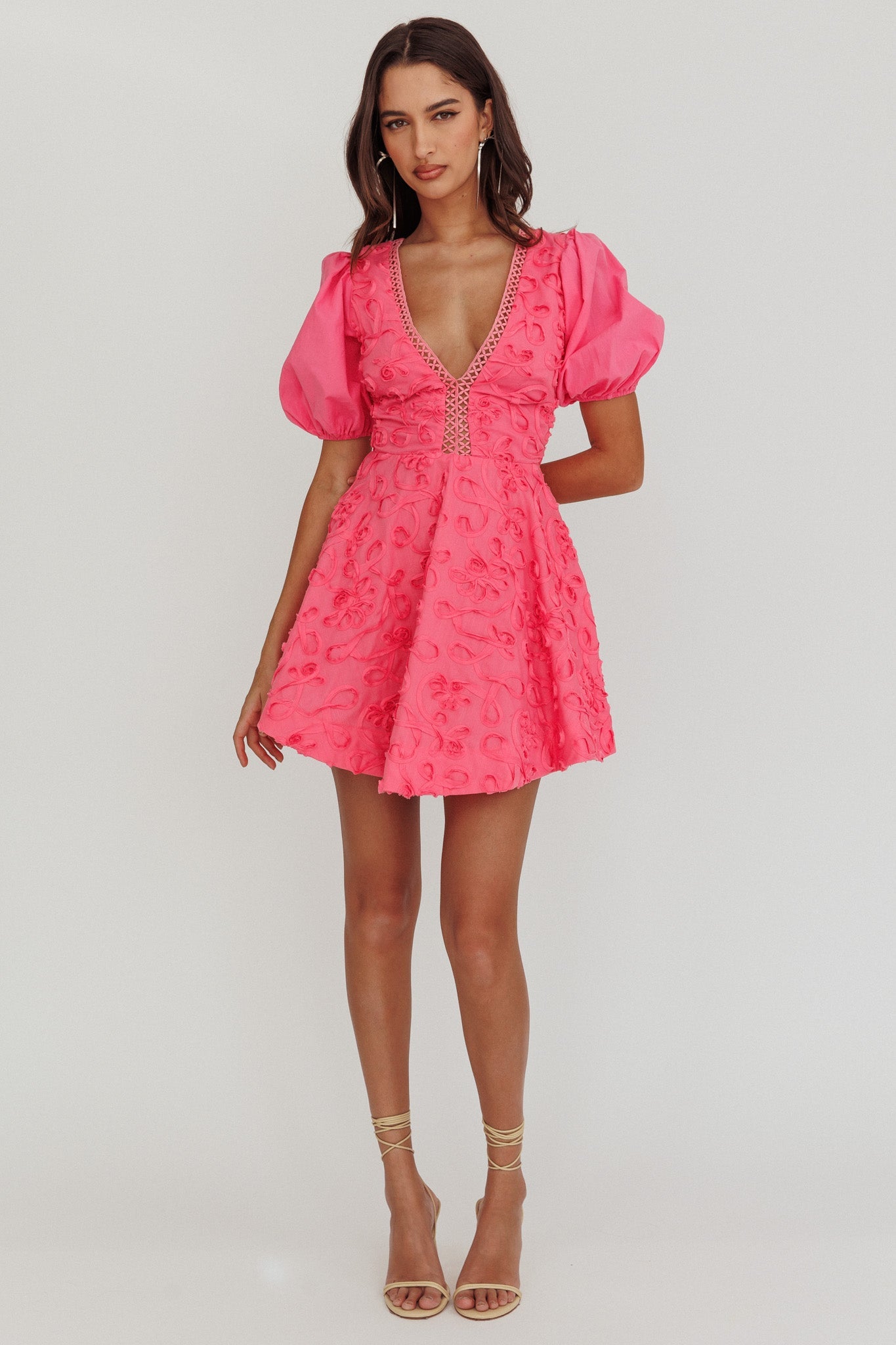 Mini abito con maniche a sbuffo Samsara rosa shocking