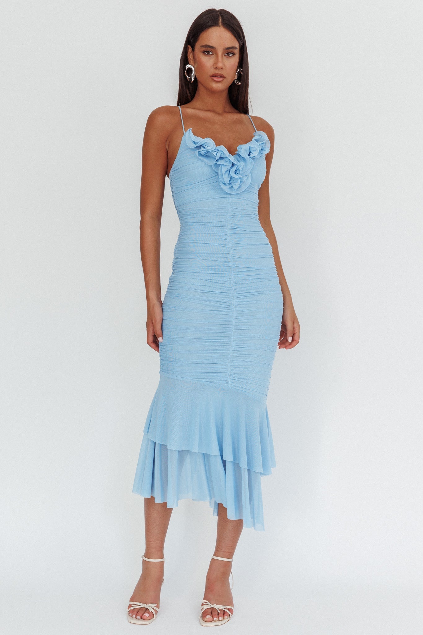 Abito midi Nadia con volant e scollo arricciato Blu