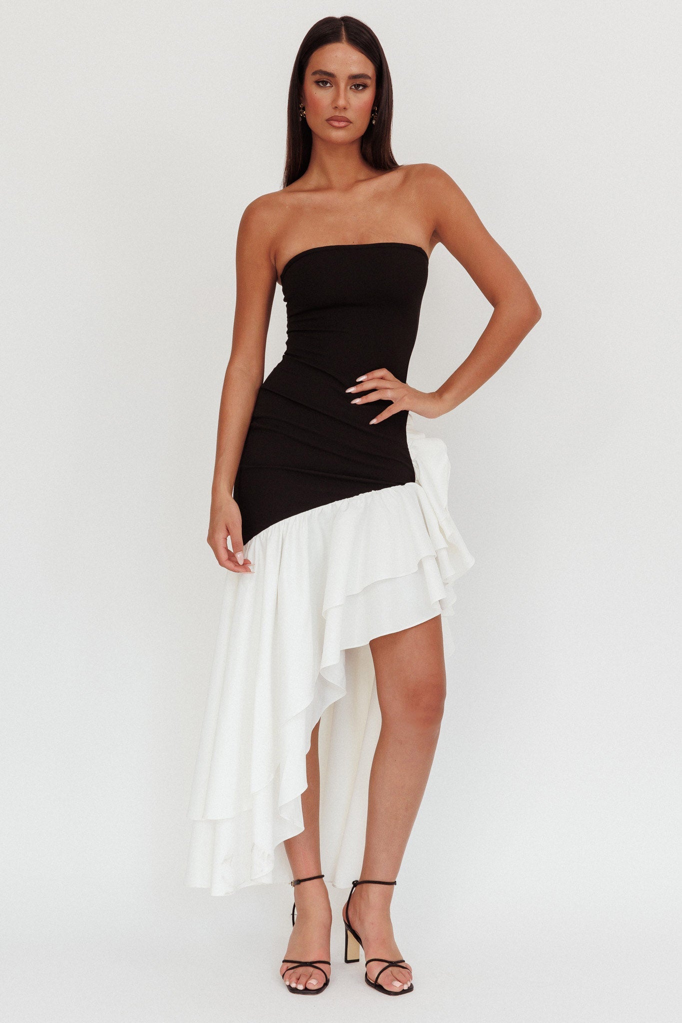 Abito Cha Cha senza spalline con spacco sulla coscia nero/bianco