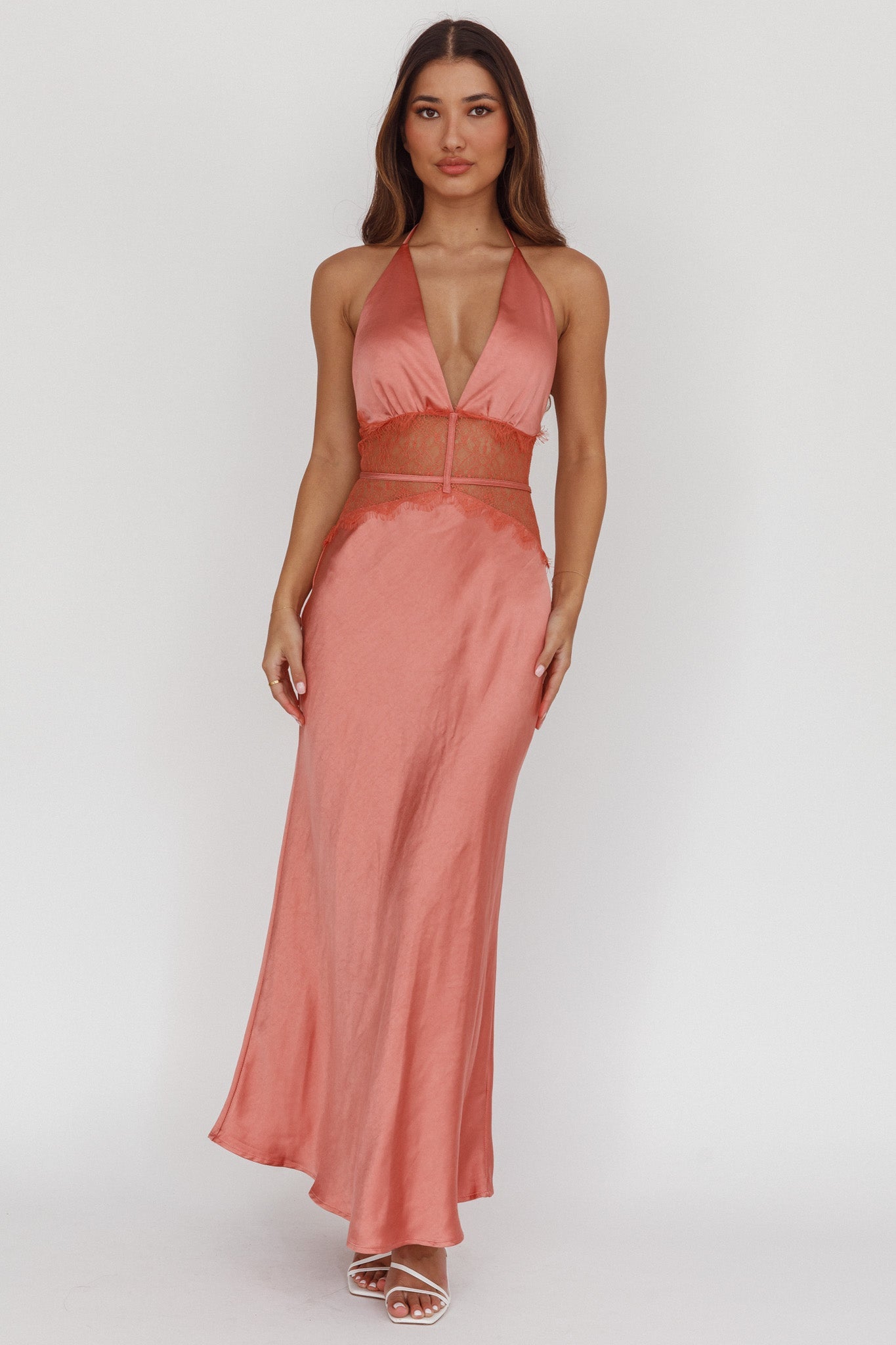 Abito lungo con scollo all'americana e pizzo Tarly, rosa