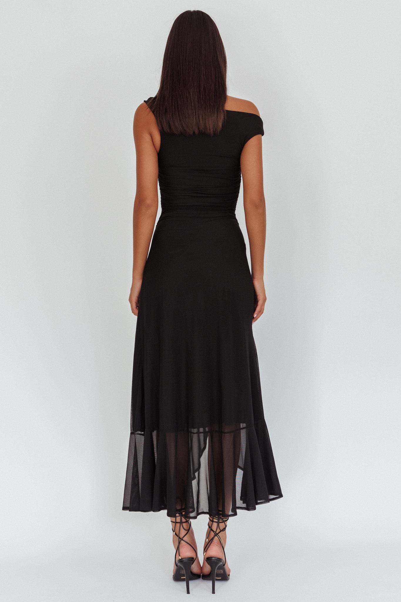 Abito lungo con scollo asimmetrico Moonlit Magic nero