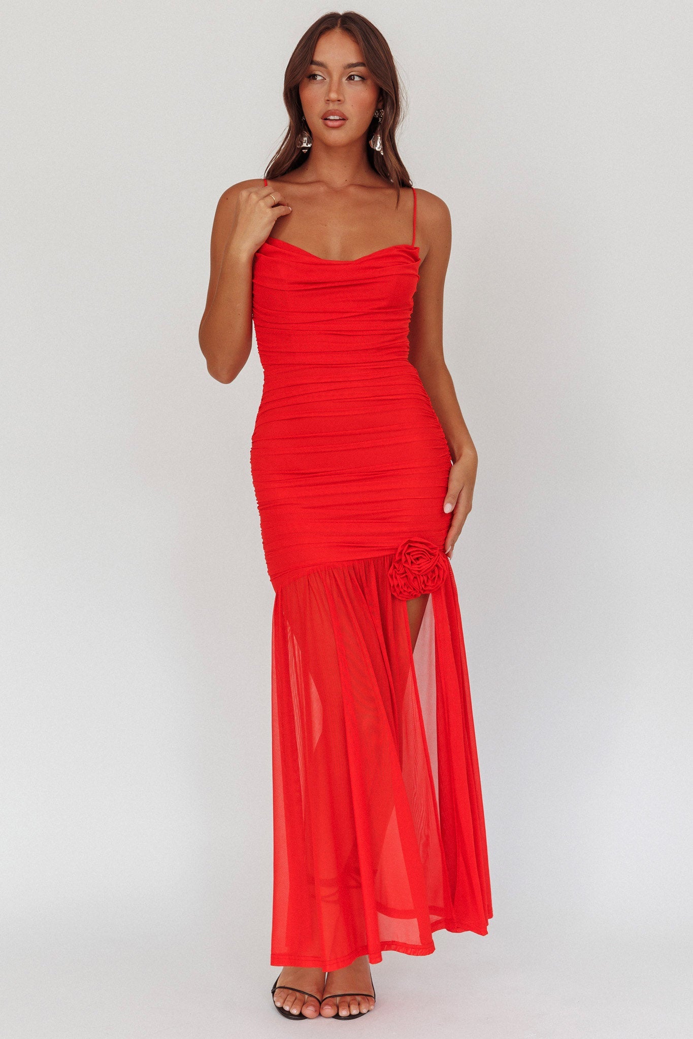 Abito lungo in rete arricciata rosso "Stole The Show"