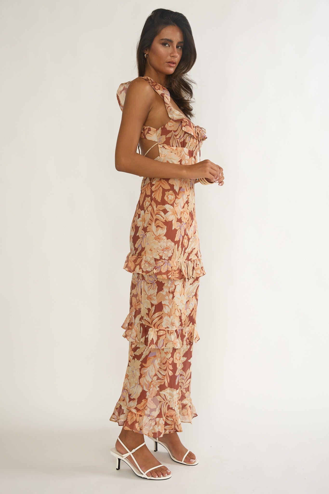 Abito lungo con volant legato sulla schiena Dorise, giallo floreale