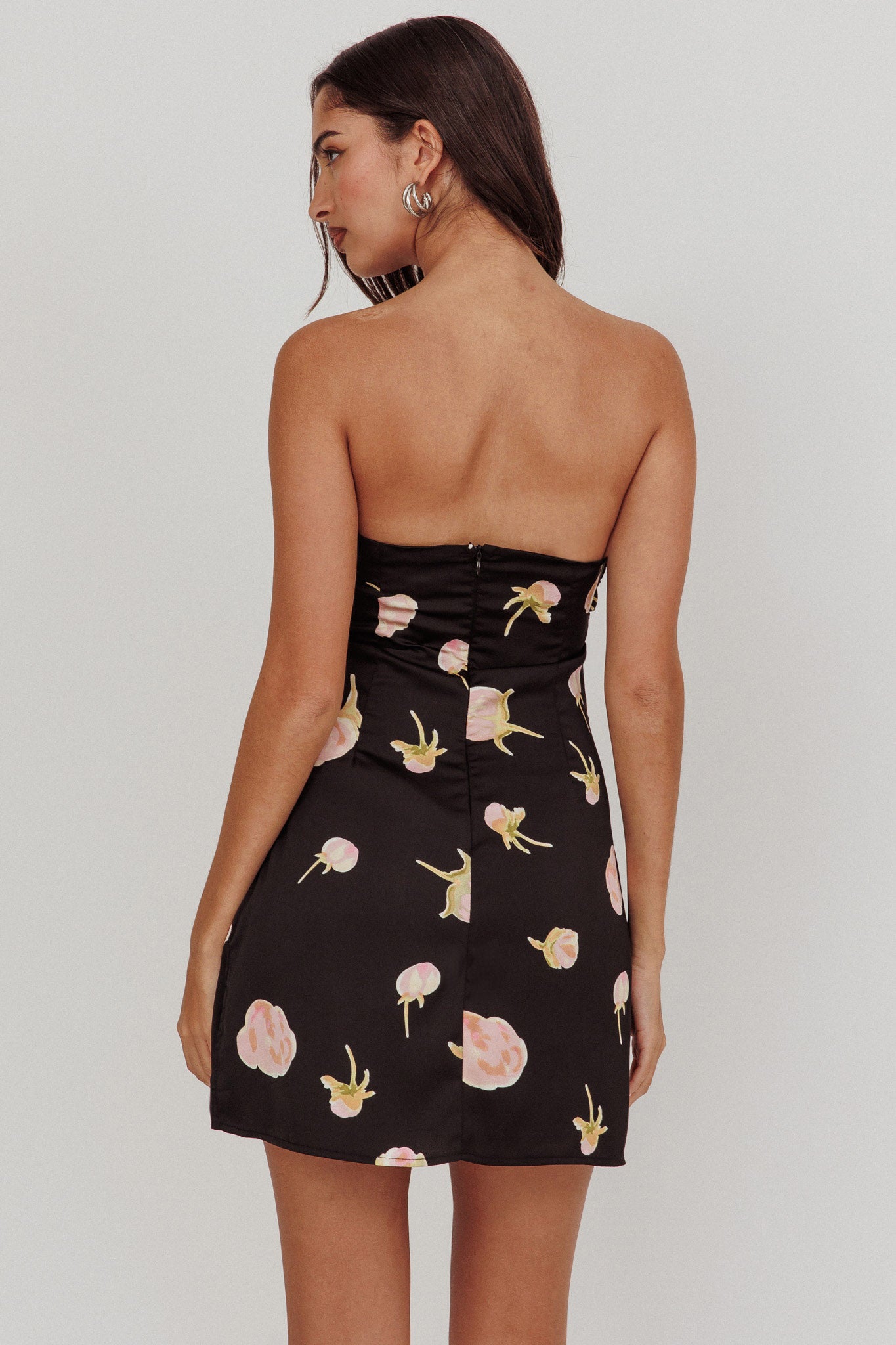 Sian Mini abito senza spalline con scollo a cuore e fiori neri