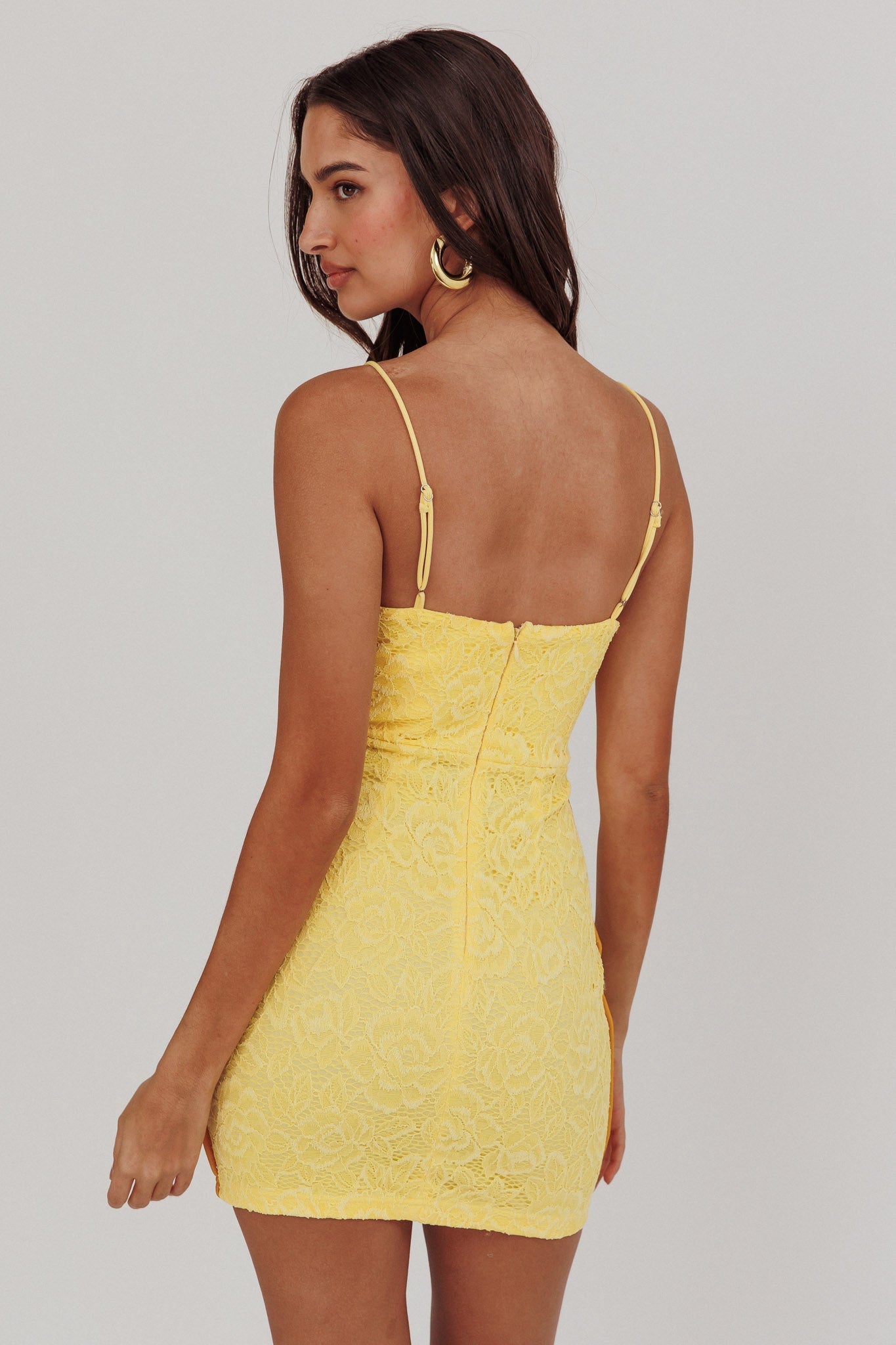 Shenae Piping Trim Mini Dress Pizzo Giallo