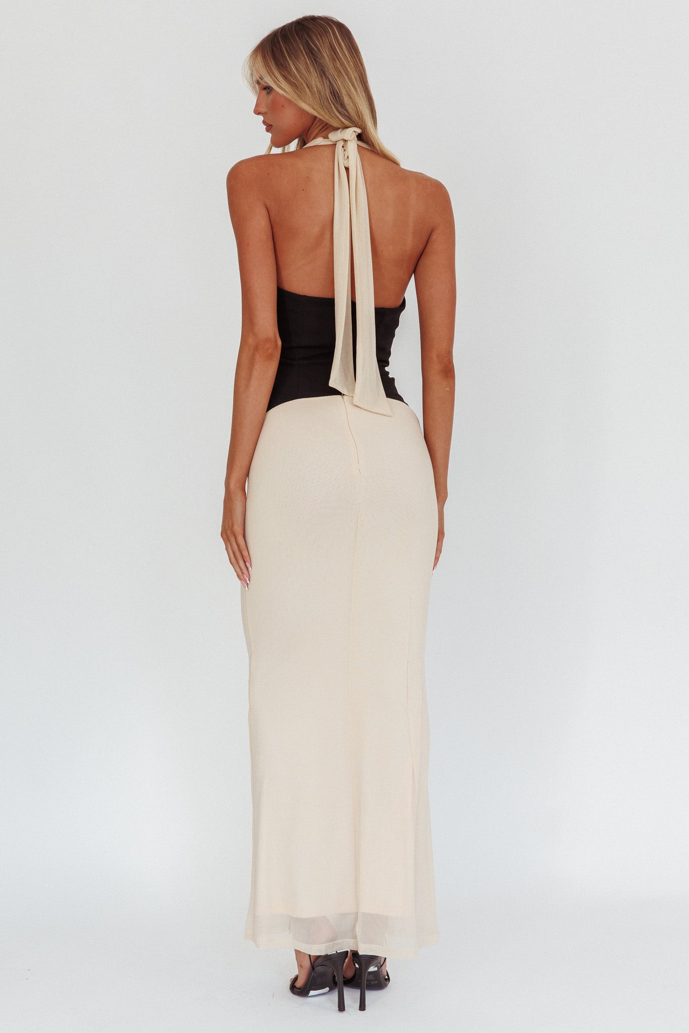 Milos Contrast Halter Maxi Dress Crema