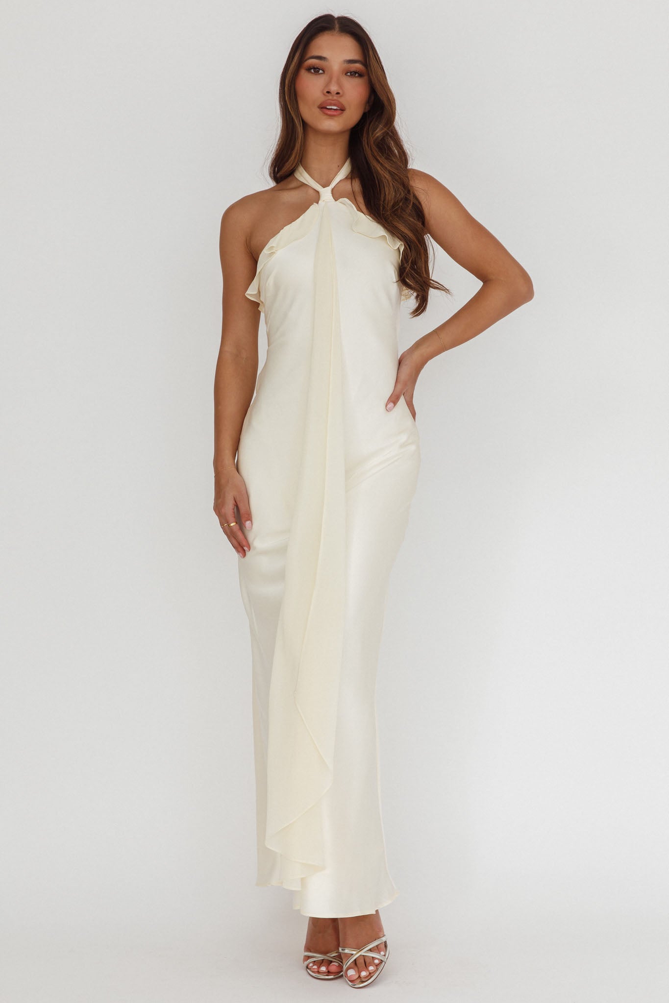 Abito lungo con fascia e scollo all'americana Starlet color burro