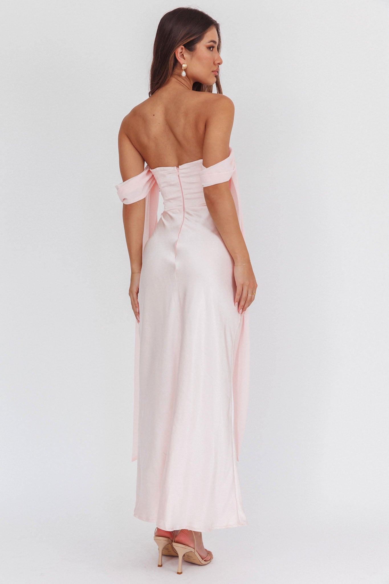Abito lungo con maniche drappeggiate Odayah rosa