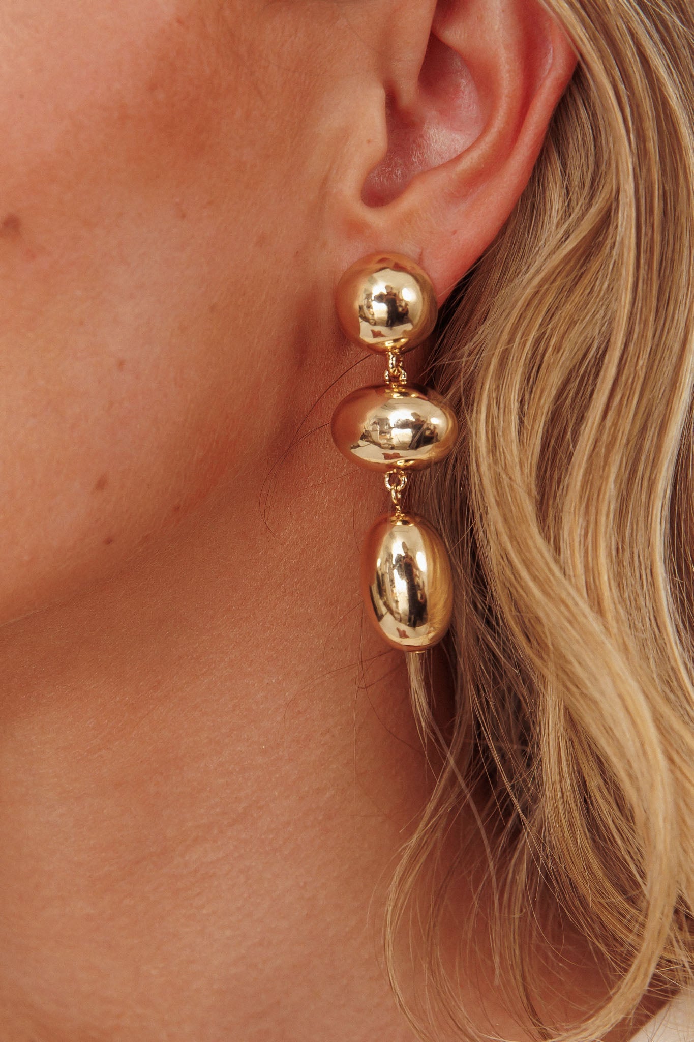 Orecchini a goccia Amy Pebble in oro