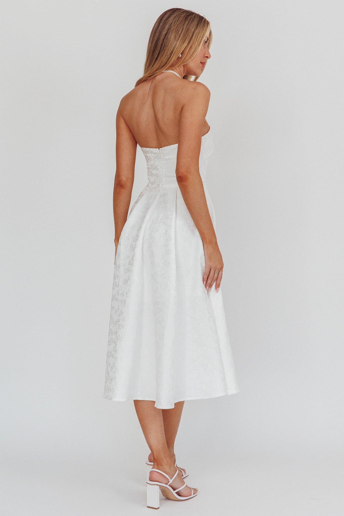Abito midi a trapezio senza spalline Worship bianco