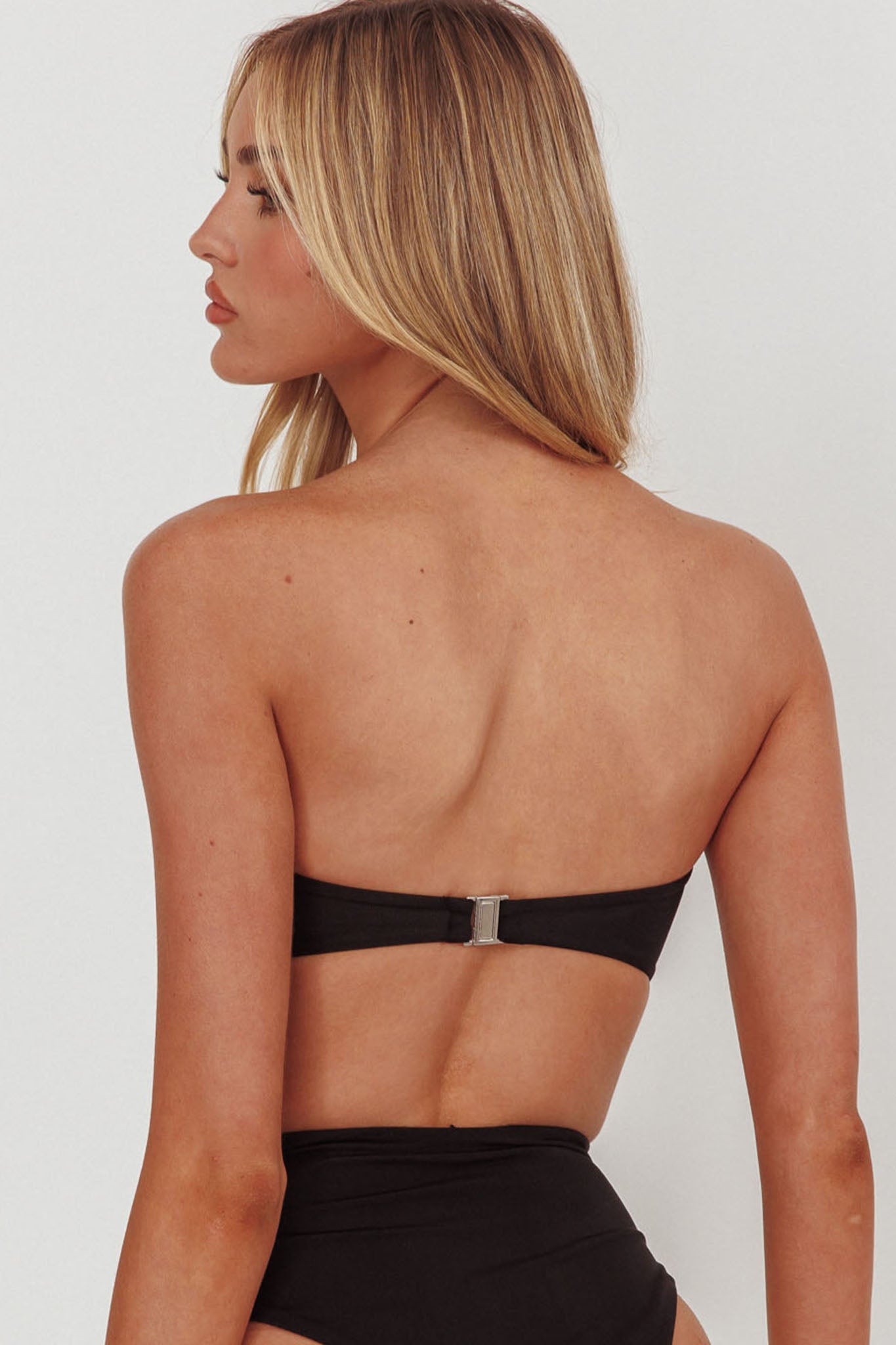 Monique Twist Bandeau Bikini Top Nero