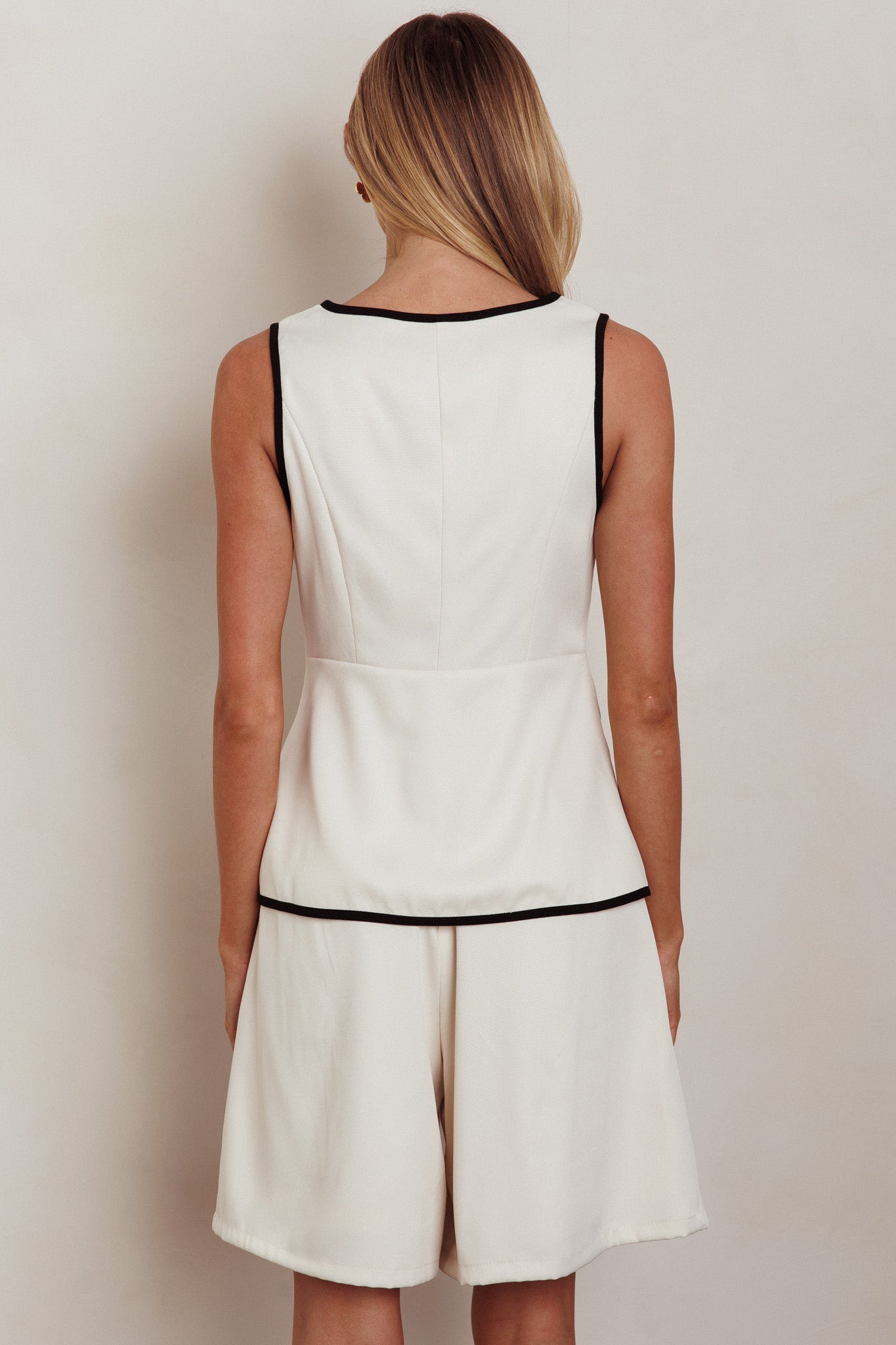 Pantaloncini a gamba larga Janna Oat