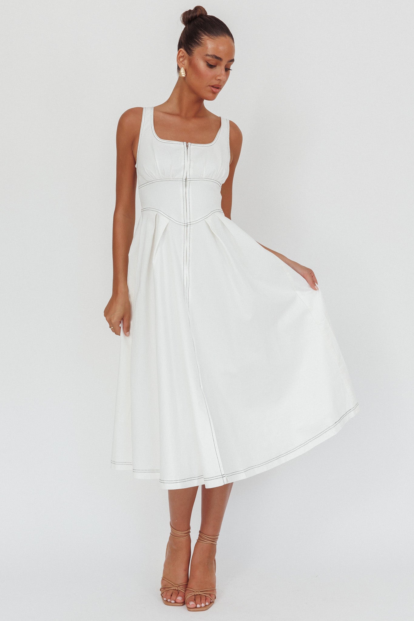 Leeli Abito midi con cerniera frontale bianco