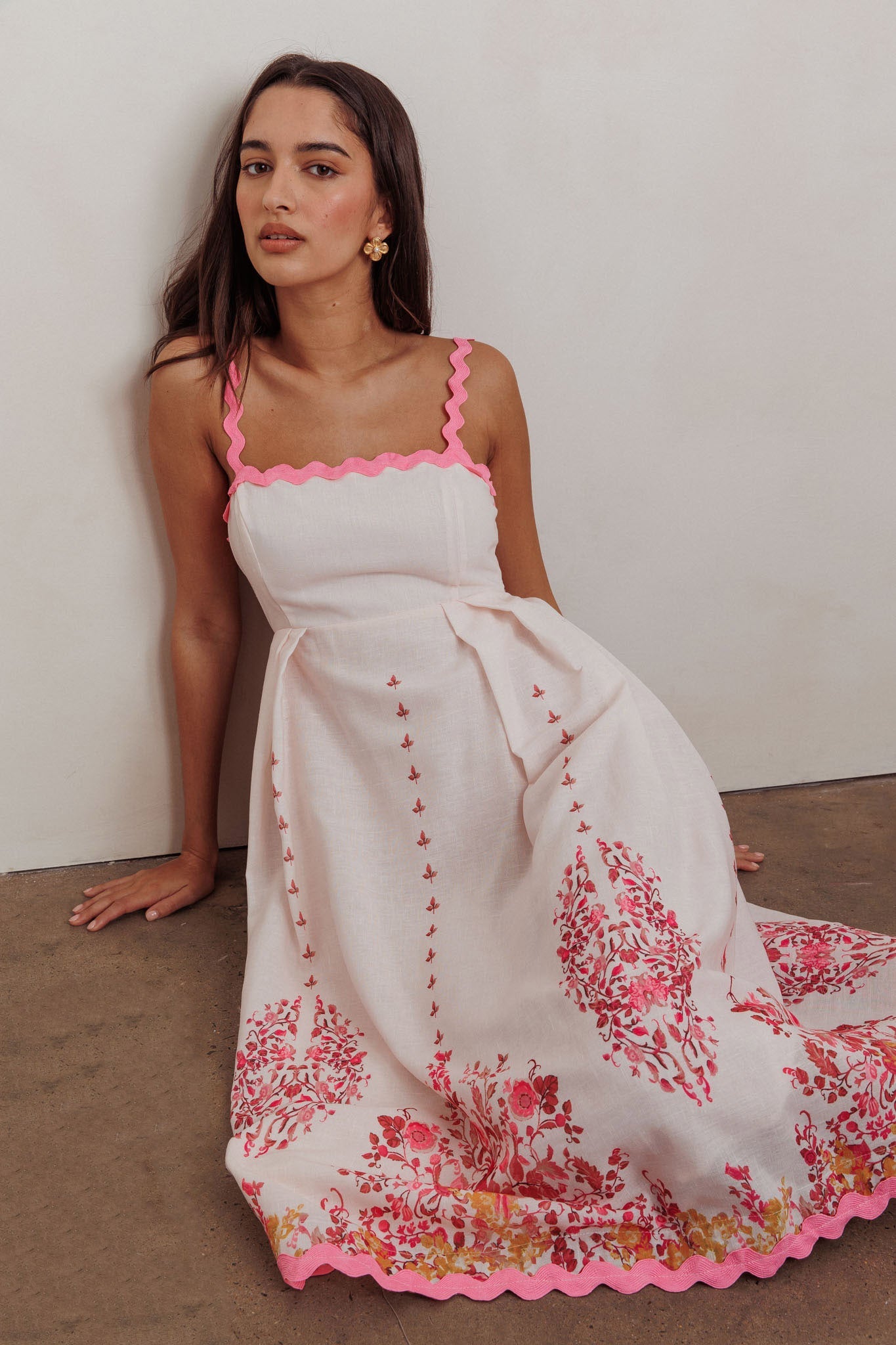 Abito midi con stampa floreale e rifiniture in pizzo Asami Blush