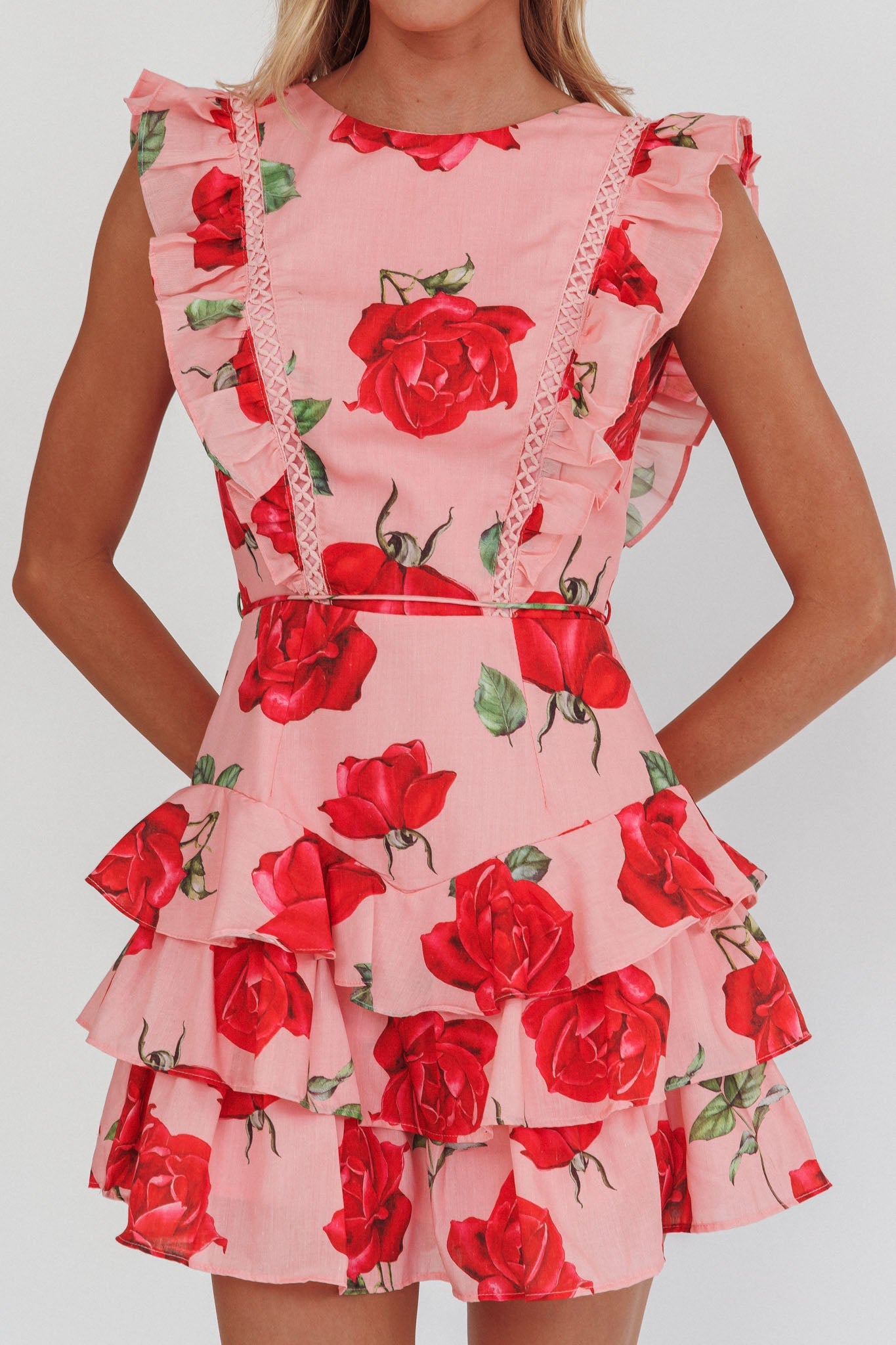 Weekend Muse Tuta senza maniche con volant a strati Rosa