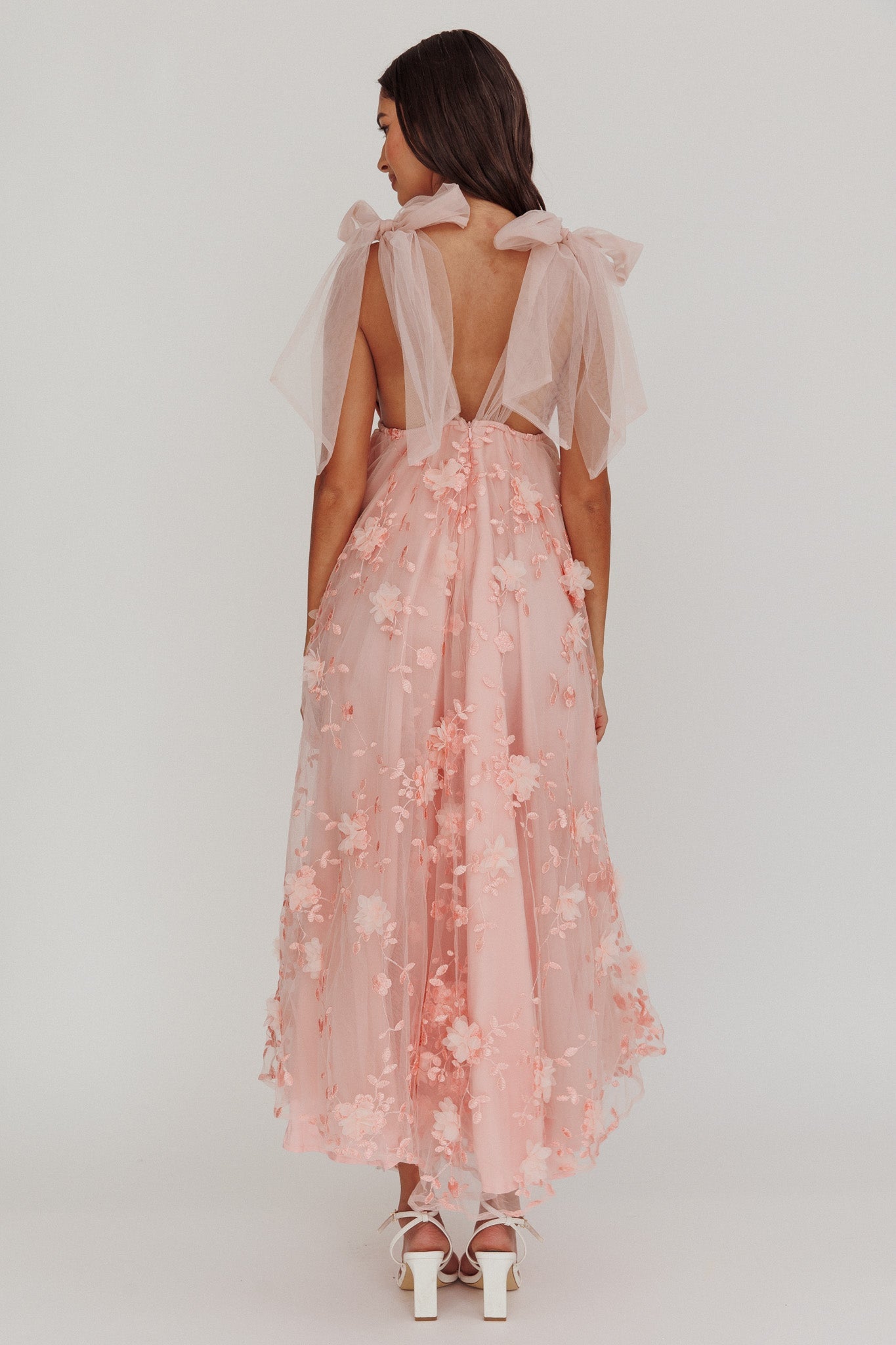 Abito lungo con spalle annodate Chantilly Blush