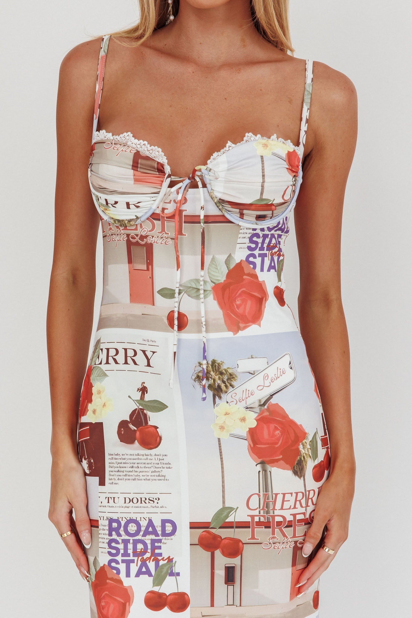 Abito lungo con stampa ciliegia Fortune Bust Tie