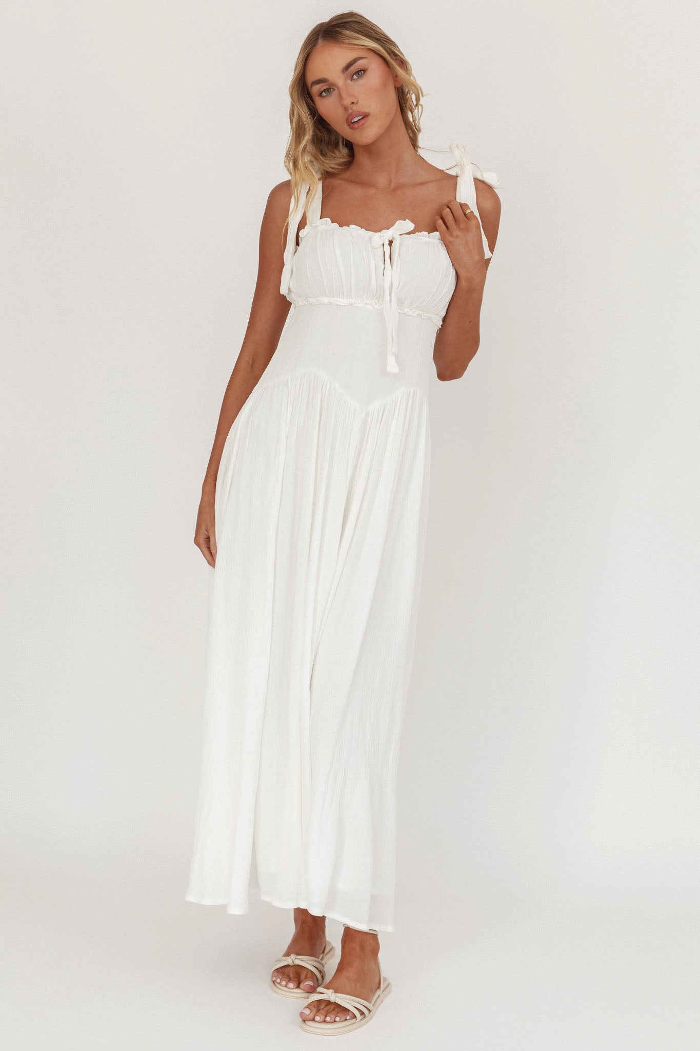 Abito midi Albury con spalle annodate e vita basca, bianco