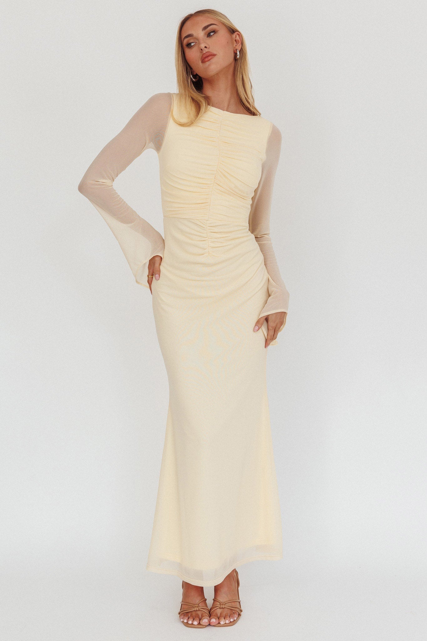 Abito lungo in rete a maniche lunghe Luna Love color crema