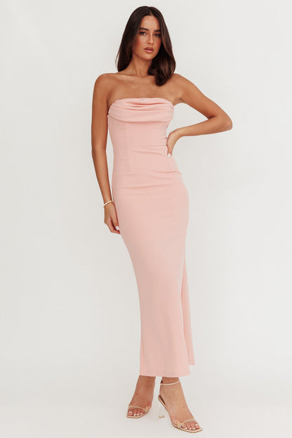 Abito lungo rosa con pieghe e spalline Well Versed