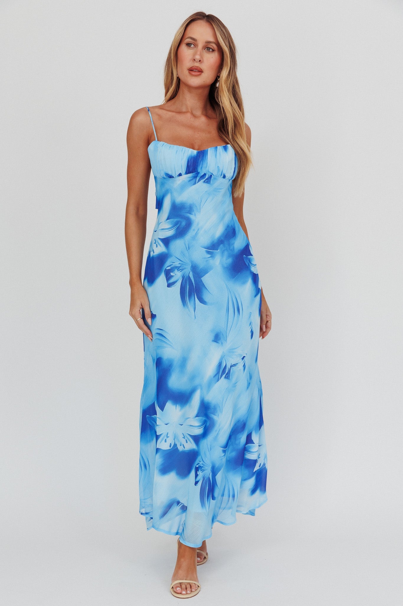 Abito lungo con schiena bassa intrecciata Nerida Lily Blue