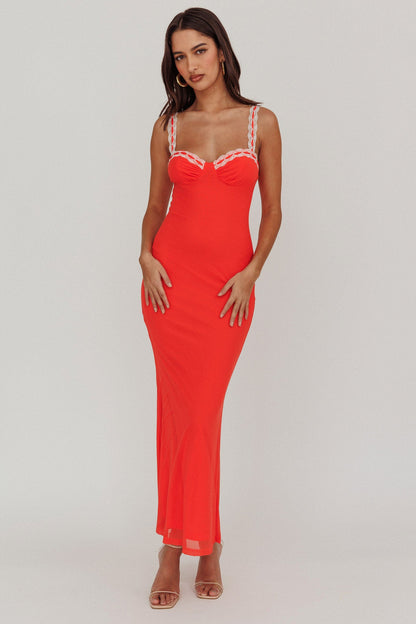 Abito lungo rosso con spalline in pizzo Girl Power