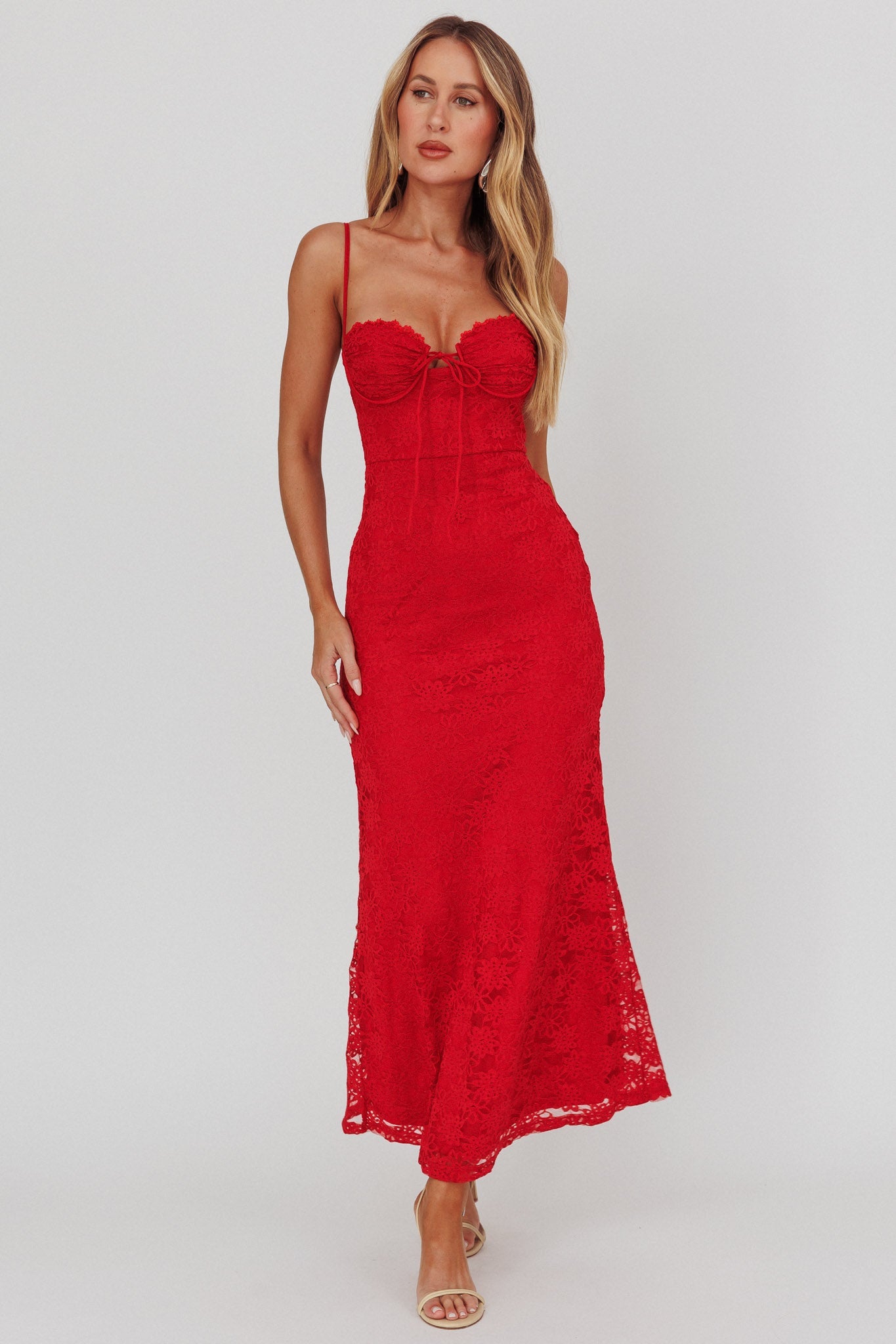 Abito lungo in pizzo con busto annodato Passione Cherry