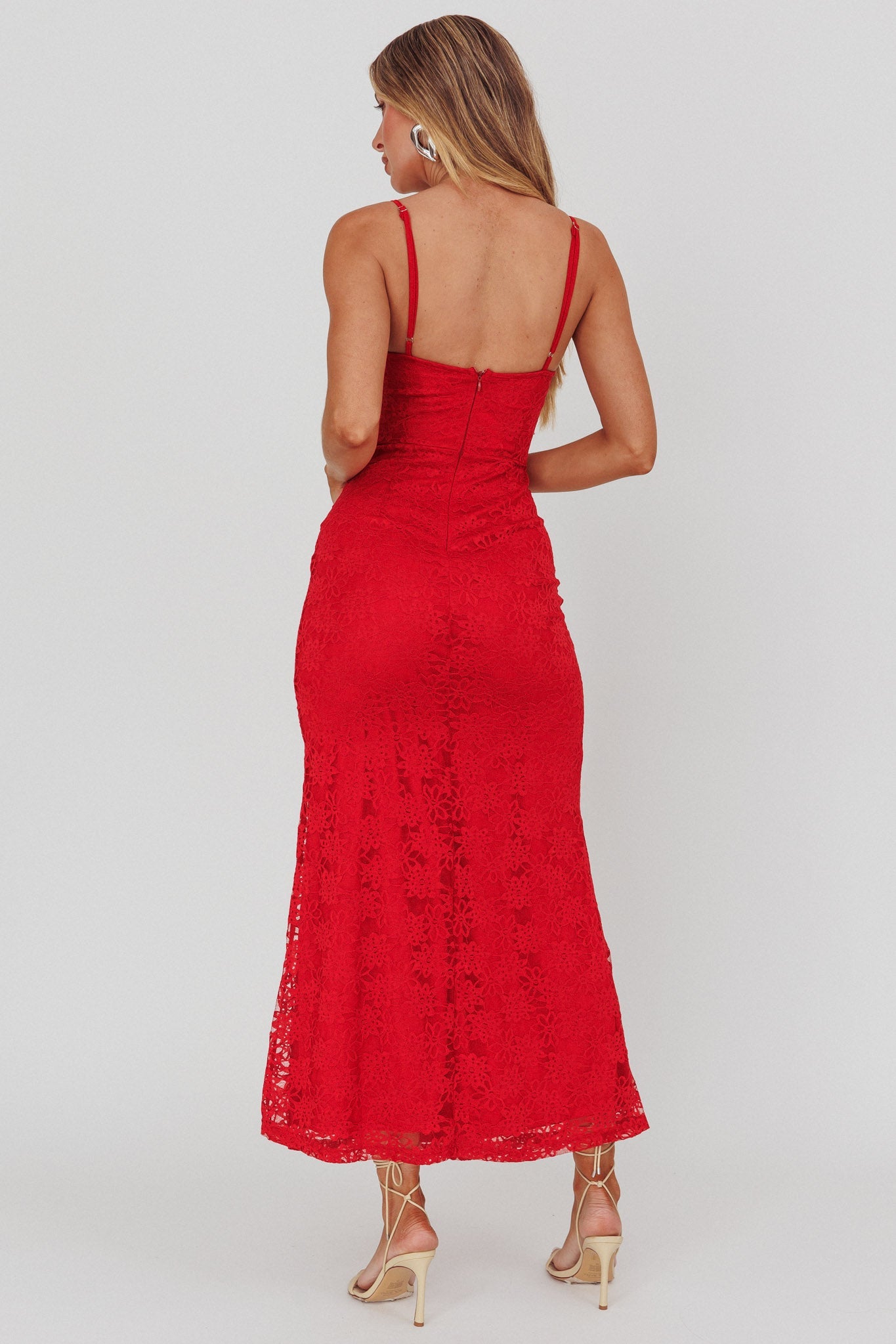 Abito lungo in pizzo con busto annodato Passione Cherry