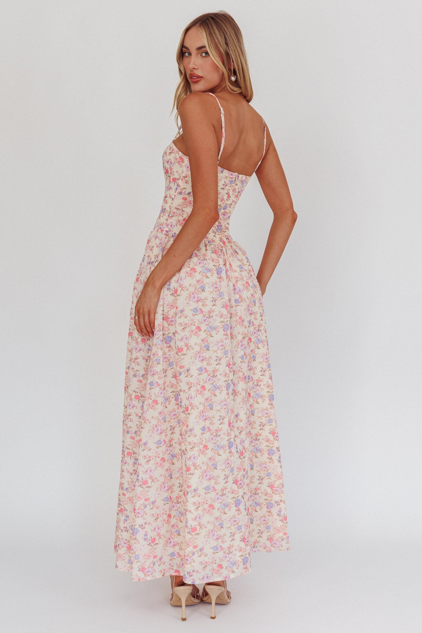 Abito lungo con vita basca Daisy Day floreale blu