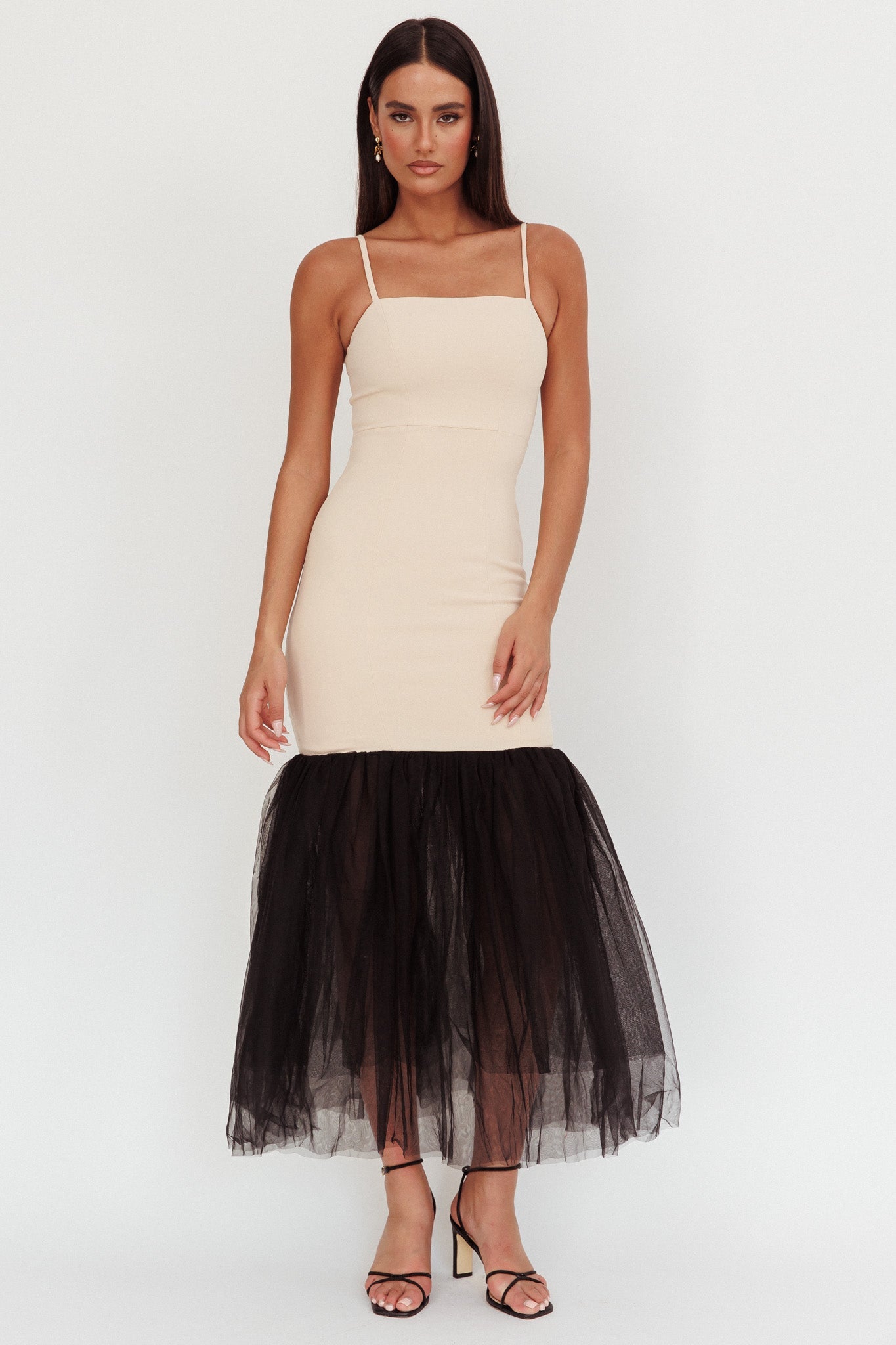 Abito lungo Tomie con orlo in tulle beige combinato