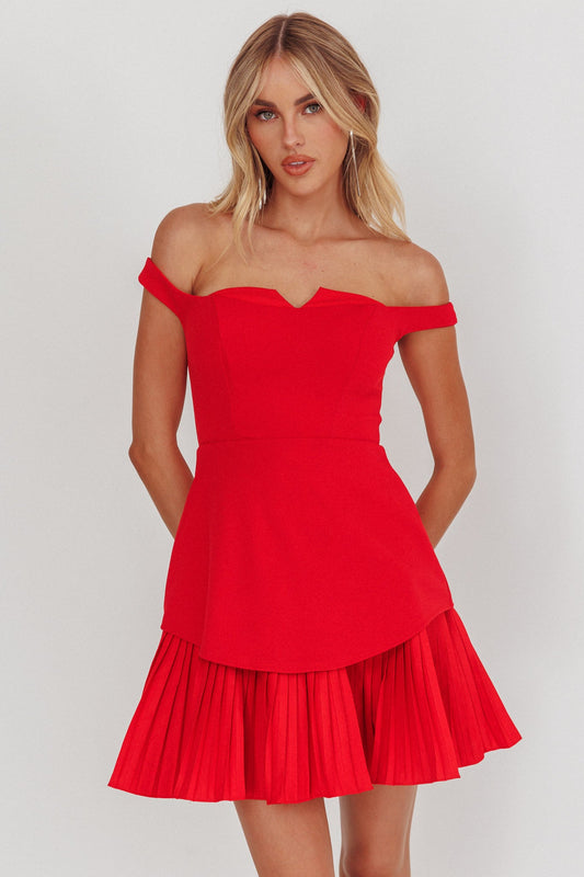 Mini abito rosso con orlo plissettato Devoted Love