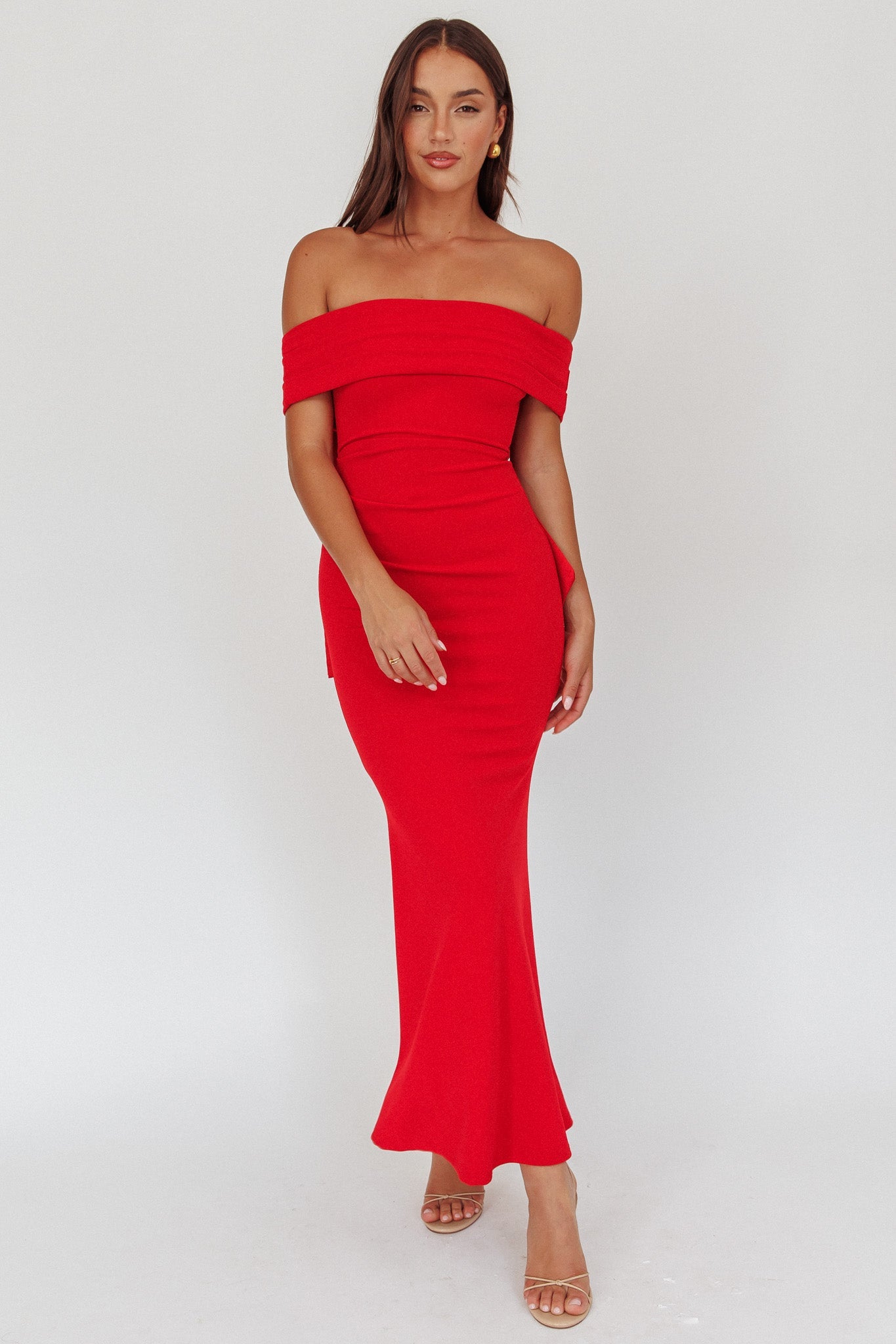 Abito lungo rosso con fiocco sulla schiena di Dancing Queens