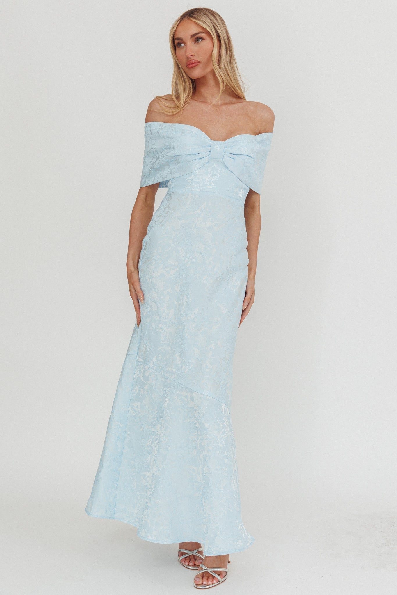 Abito lungo in jacquard con spalle scoperte Fairytales blu