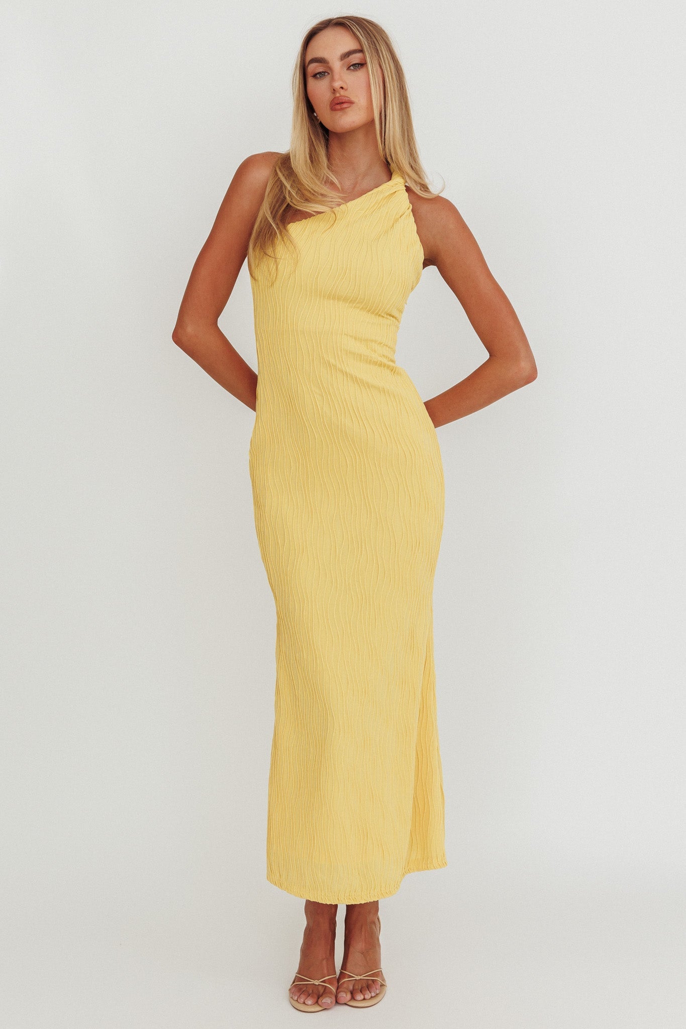 Abito midi monospalla intrecciato Lingering Love Limone