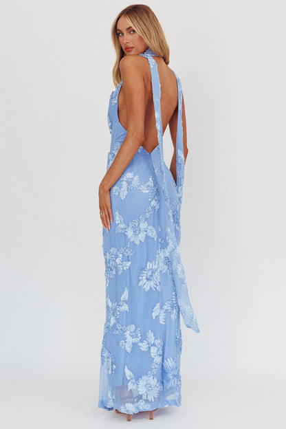 Abito lungo con scollo all'americana e schiena scoperta Cipriana, blu decorato
