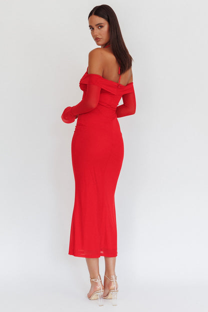 Abito lungo rosso con scollo all'americana e spalle scoperte "Numbers Game"