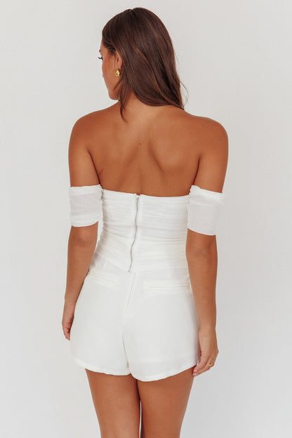 Top bianco con spalle scoperte Melonie