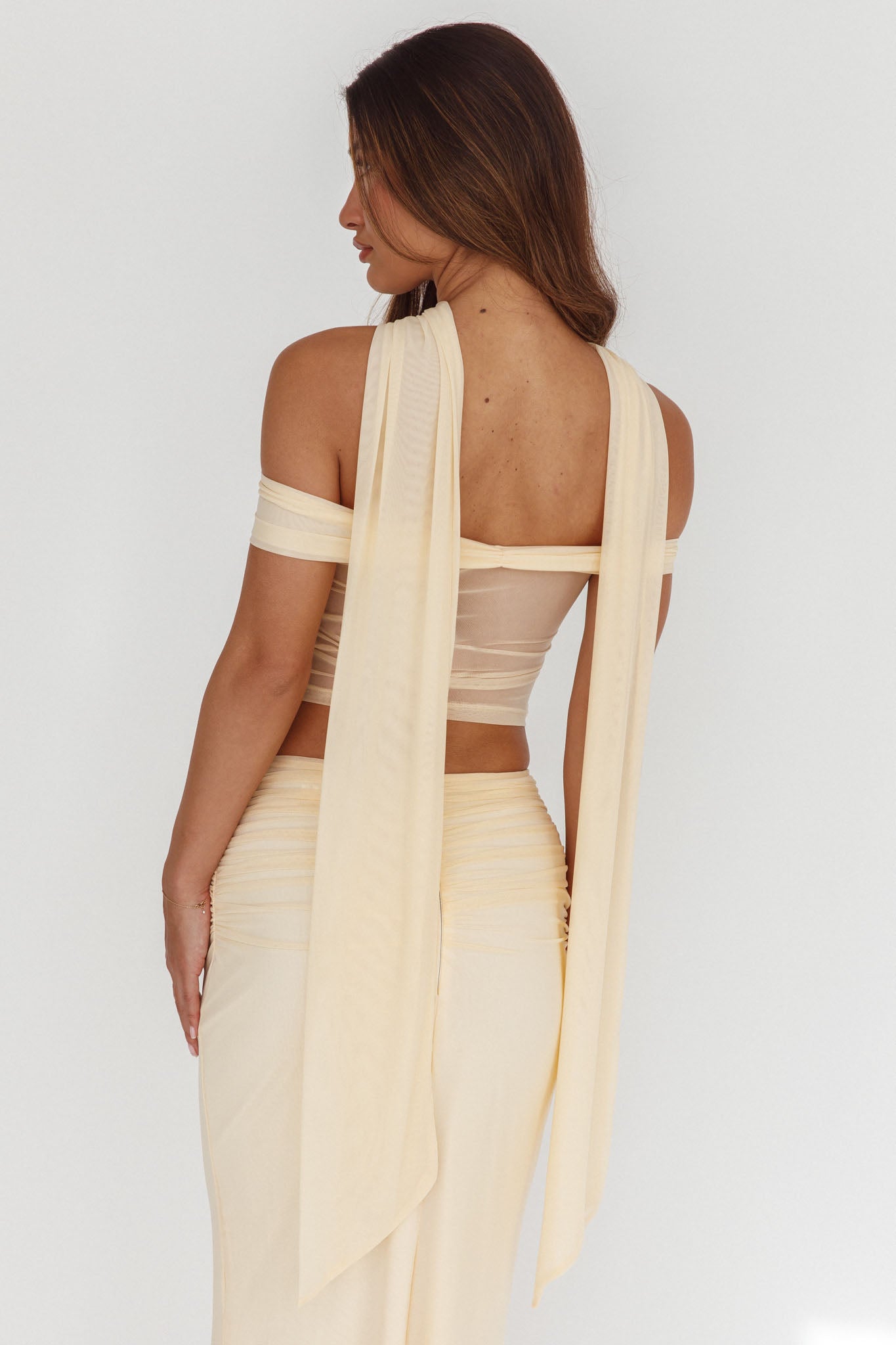 Top corto con spalle scoperte All The Lights, color crema