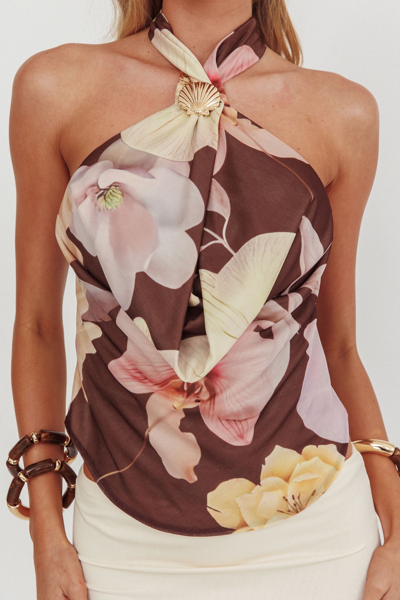 Top con scollo all'americana e cappuccio Wisteria floreale marrone