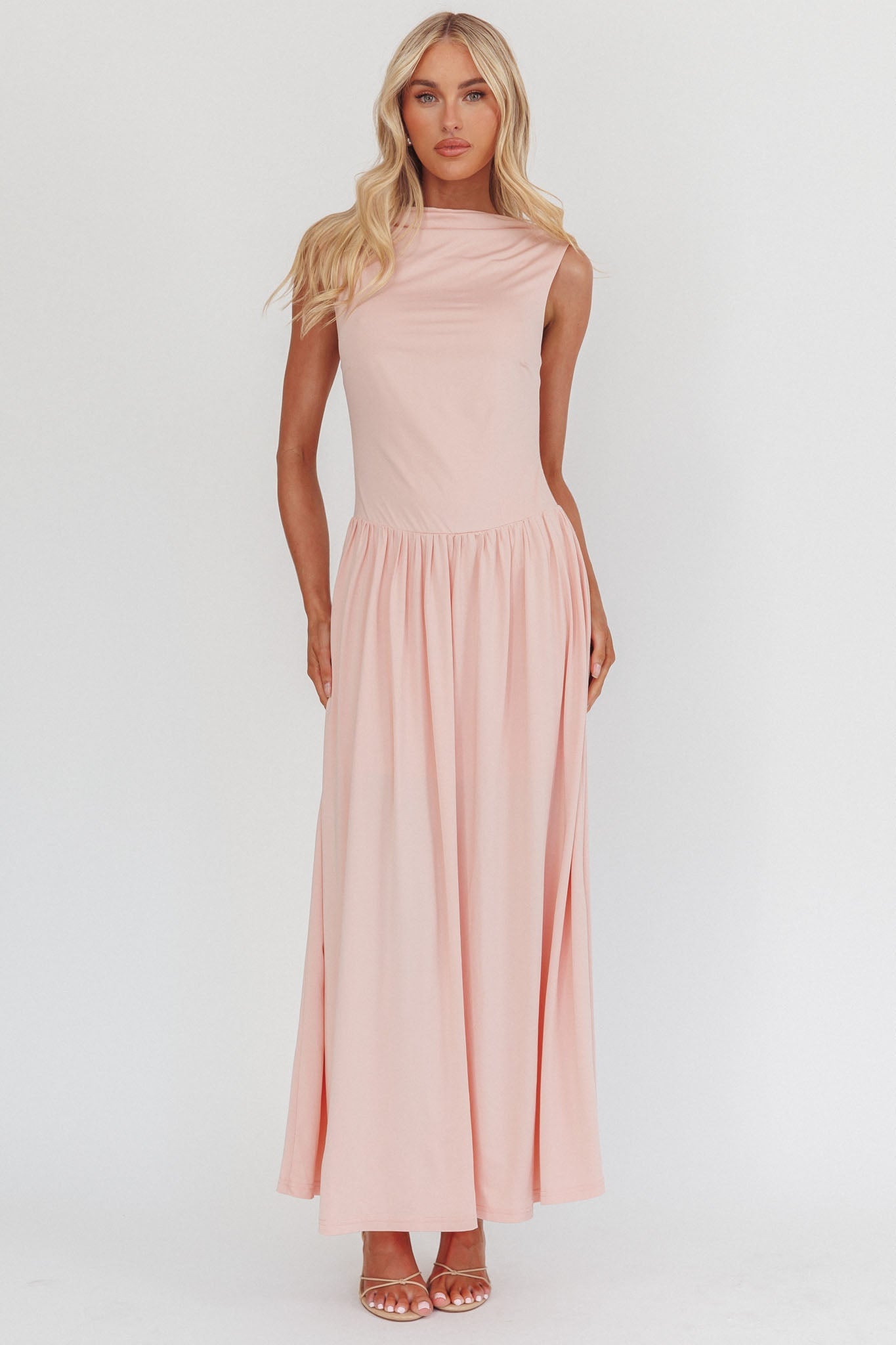 Abito lungo con schiena scoperta e scollo alto Dorothea, rosa antico