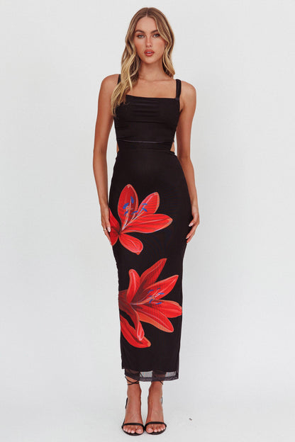 Abito lungo Dream Crush con lacci sulla schiena Lily Black