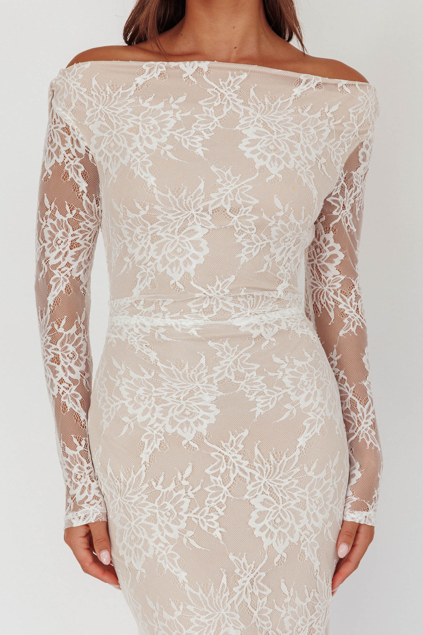 Abito lungo in pizzo con spalle scoperte Loveland bianco