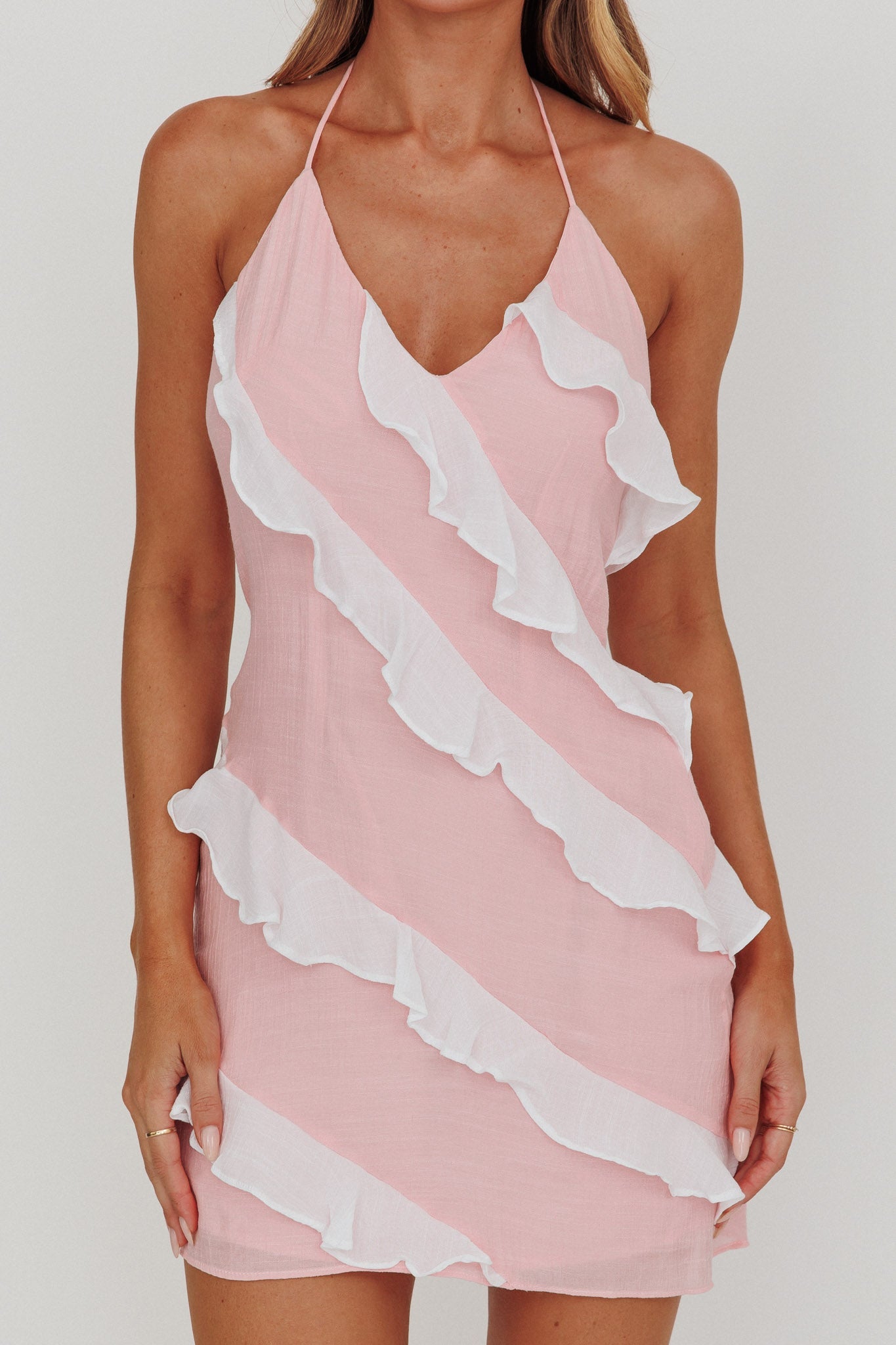 Arrabel Mini abito rosa con volant a contrasto e scollo all'americana