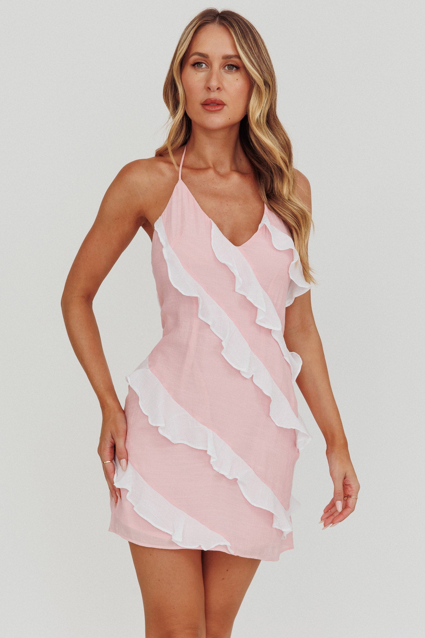 Arrabel Mini abito rosa con volant a contrasto e scollo all'americana