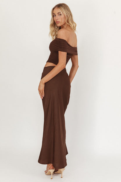 Abito midi con spalle scoperte Lorely Cioccolato
