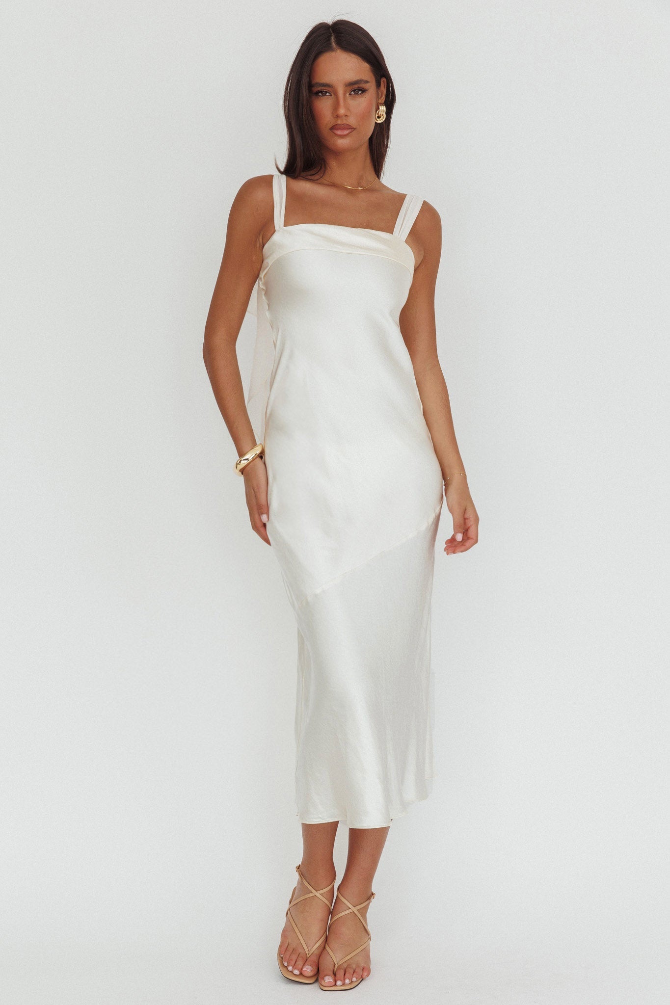 Abito midi con fascia sulle spalle Carmel color ostrica