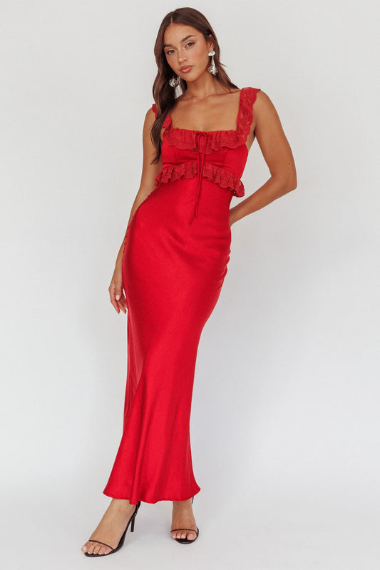 Abito lungo con bordi in pizzo Escapade Cherry