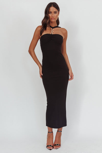 Abito lungo con scollo a V e maglie dorate Maretha nero