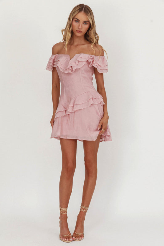 Abito corto con volant e spalle scoperte Sinclair Blush
