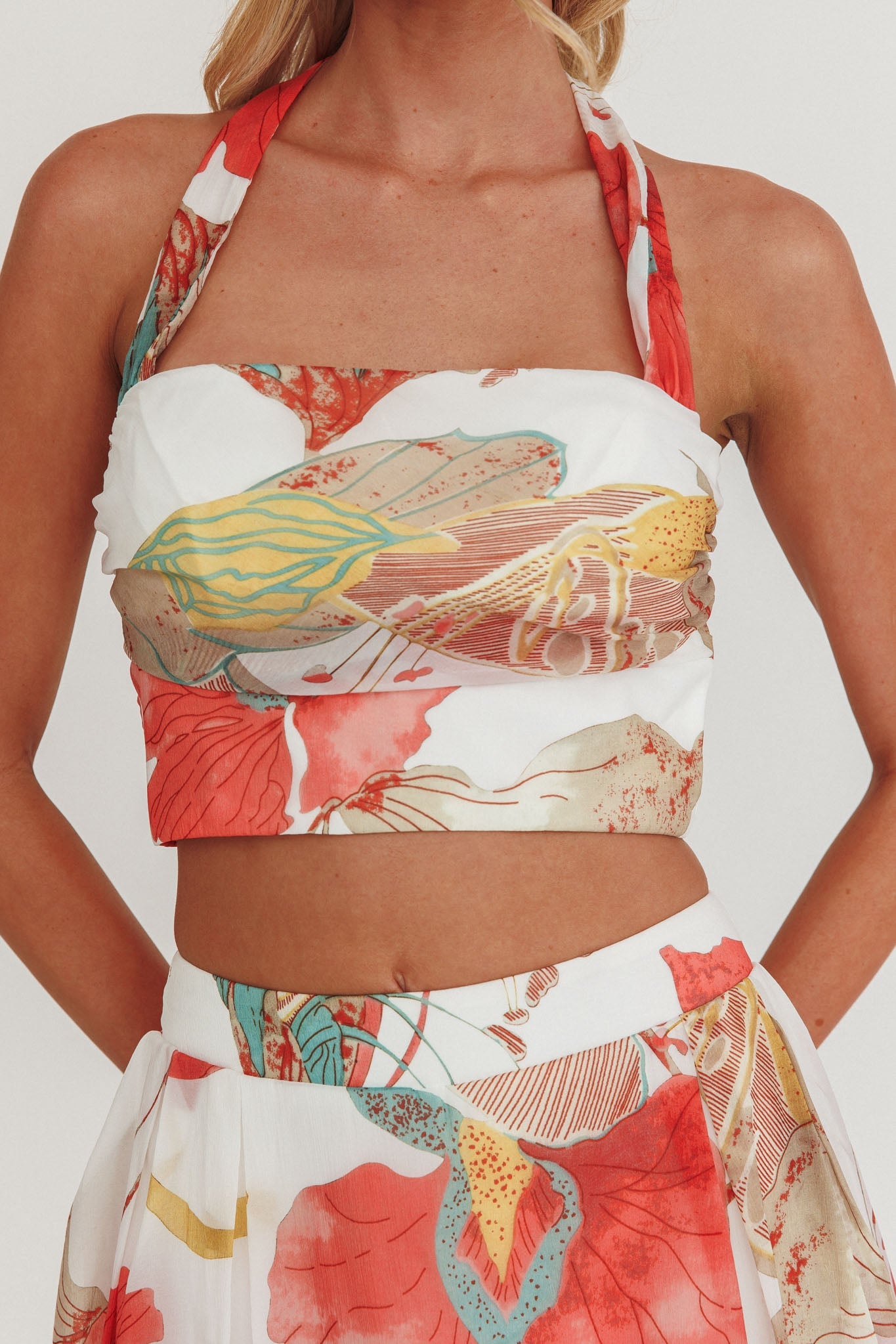 Simple Things Top corto con scollo all'americana e stampa floreale bianco